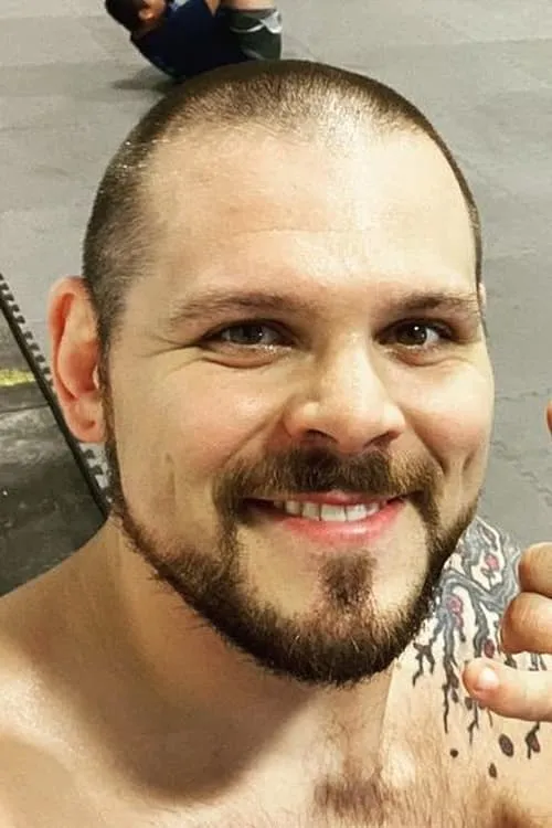 Joseph Holmes ha trabajado con Parker Porter en 2 ocasiones