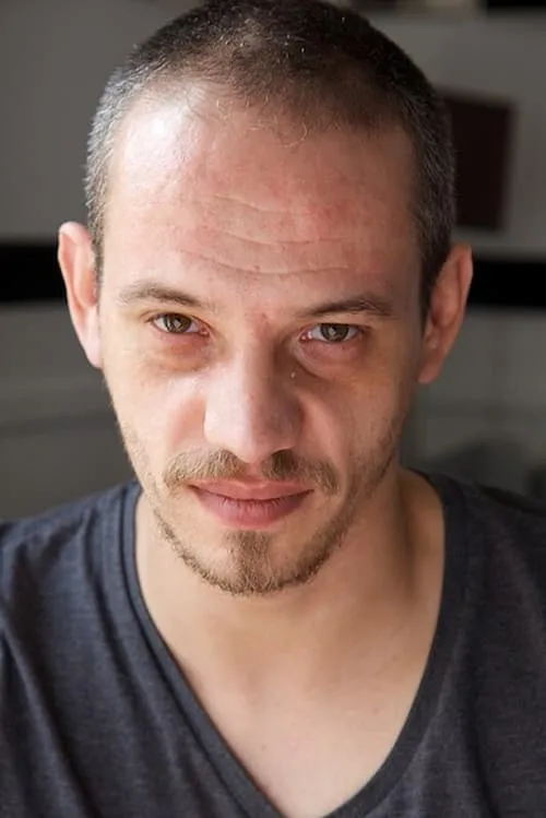 Adèle Ado ha trabajado con Pascal Loison en 1 ocasiones