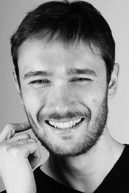 Pascal Roy interpretando a The boy