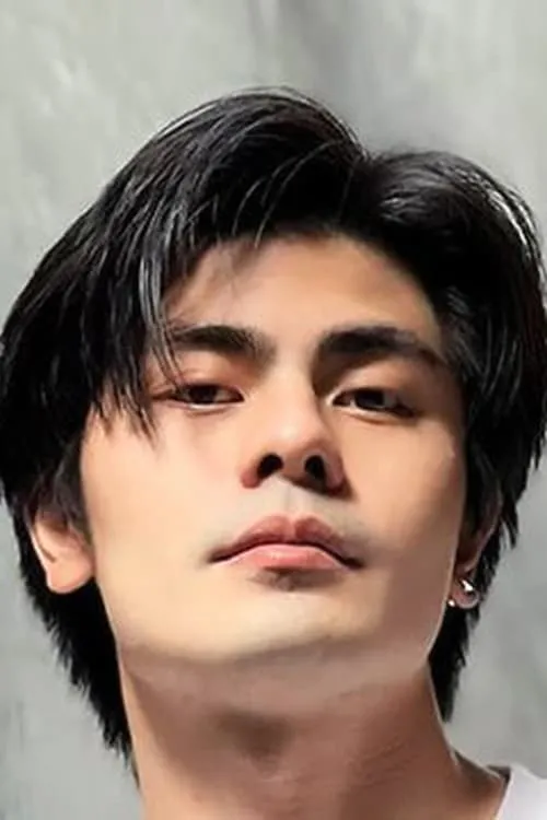 Jannine Parawie Weigel ha trabajado con Pass Patcharapon Santiporn en 1 ocasiones