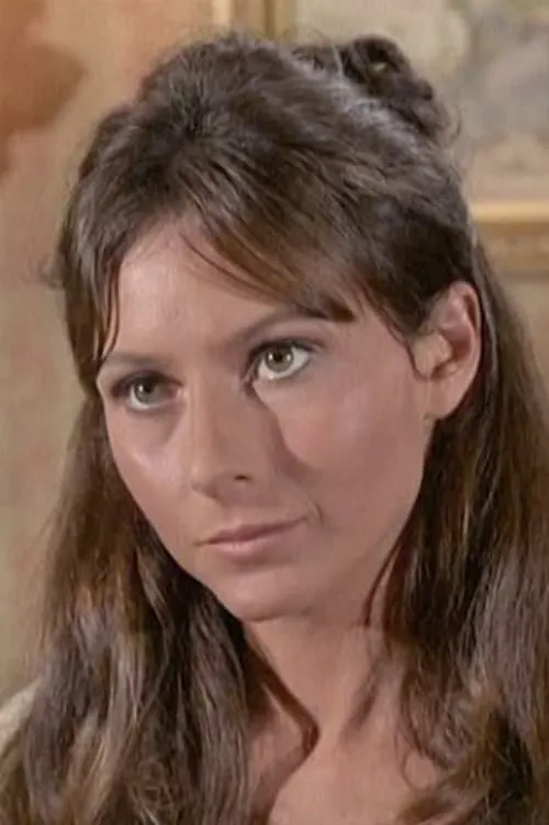 Patricia Hyland interpretando a