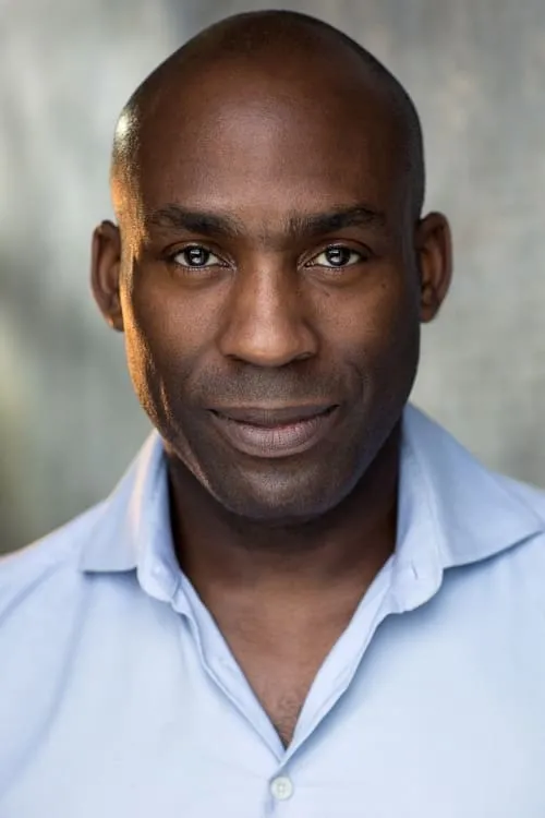 Patrick Regis interpretando a Eric