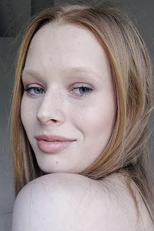 Patrycja Marciniak interpretando a Dziewczyna z bilbordu