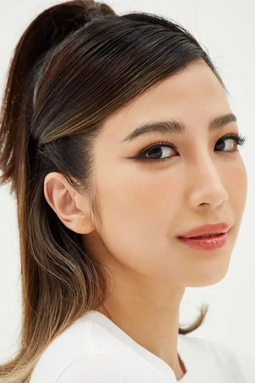 Pipat Puengsap ha trabajado con Patteera Sarutipongpokin en 2 ocasiones