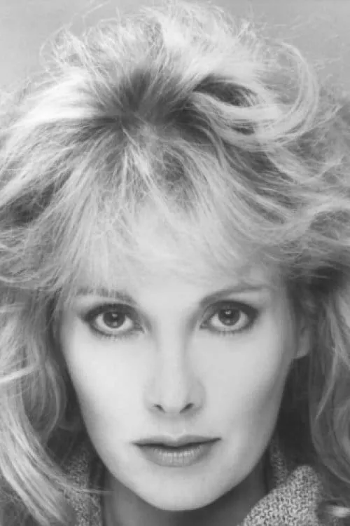 Patti R. Lee interpretando a Joan