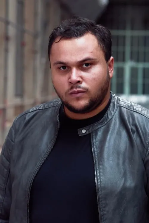 Michaela Saba ha trabajado con Paul Basonga en 1 ocasiones