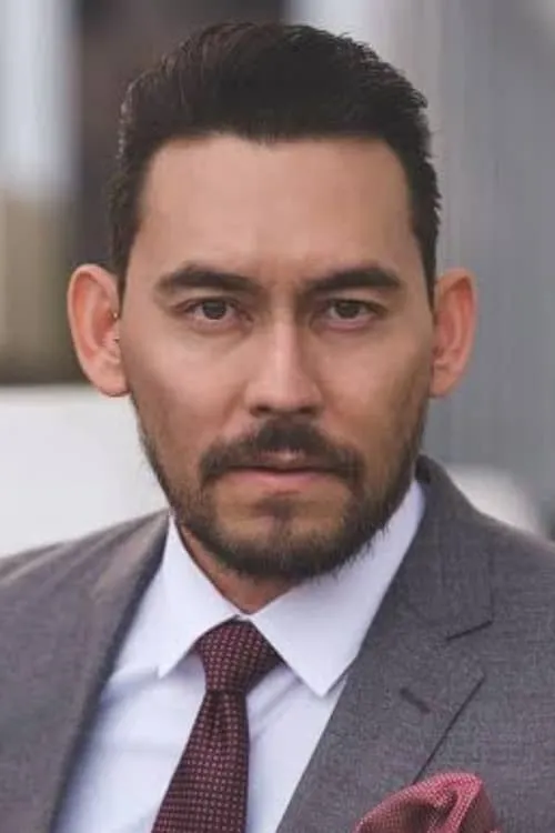 Teguh Leo ha trabajado con Paul Foster en 1 ocasiones