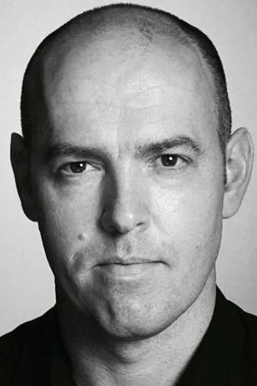 Darren Hart ha trabajado con Paul Lewis Ferguson en 1 ocasiones