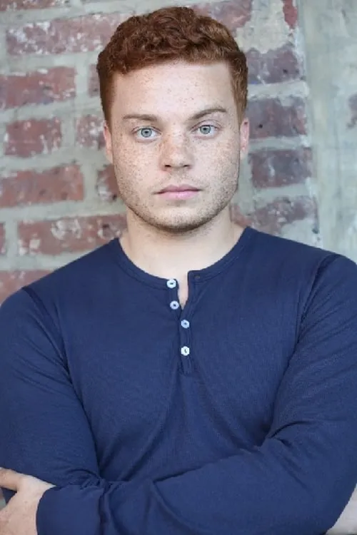 Kyle Grooms ha trabajado con Paul McCallion en 1 ocasiones