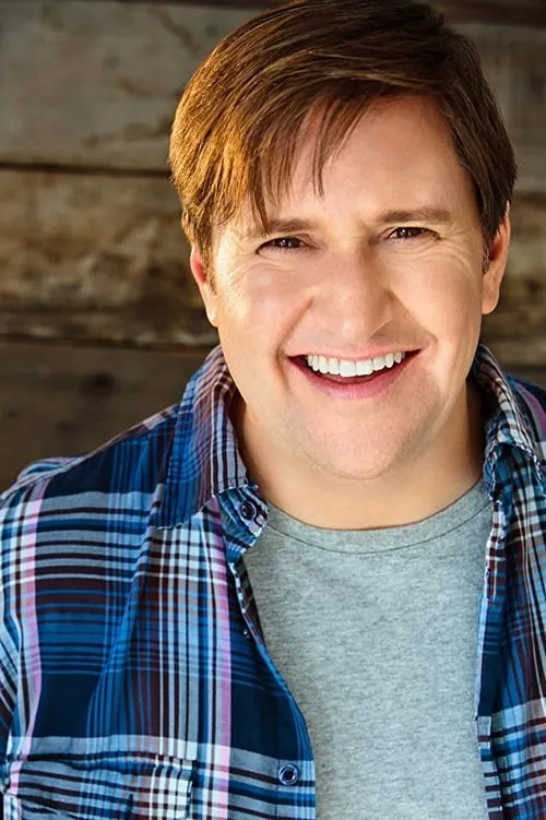 Paul McKinney interpretando a Timothy