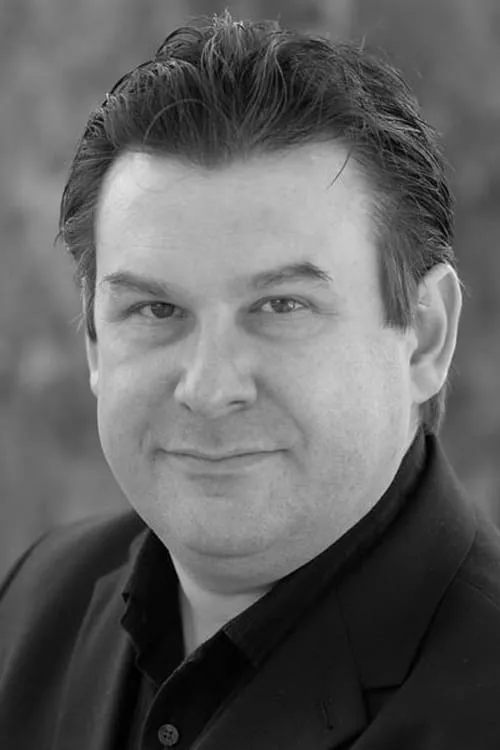 Paul Putner interpretando a Gerald 'Jelly' Kelly