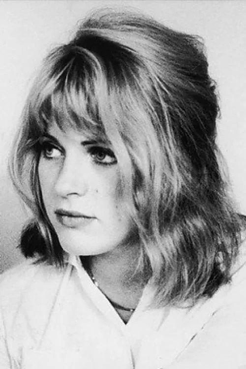 Pauline Boty interpretando a Nell Pretty