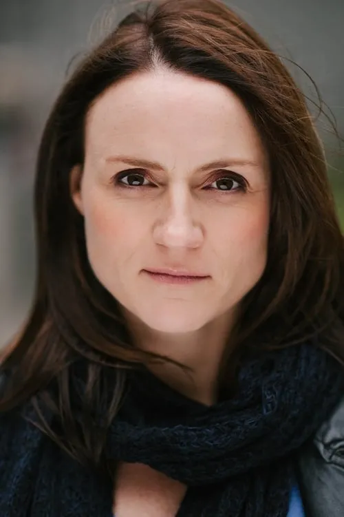 Eeva Putro ha trabajado con Pauline Grace en 2 ocasiones