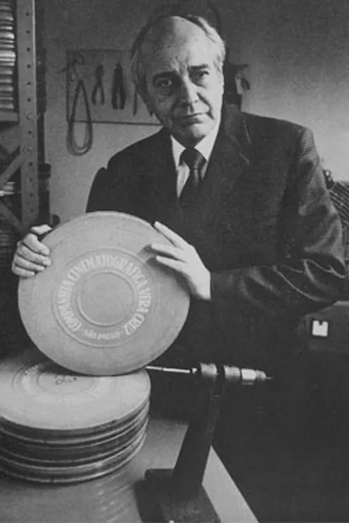 Paulo Emílio Sales Gomes interpretando a