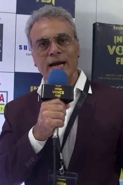 Pawan Kalra en su biografía y filmografía