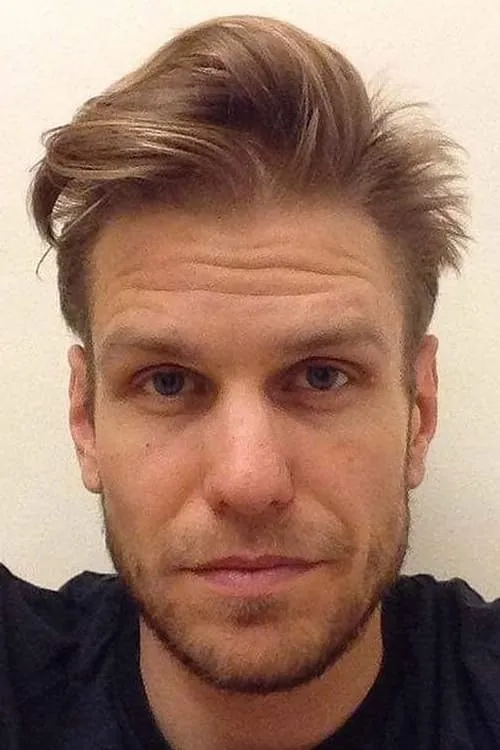 Pawel Czajor interpretando a detective Wojszcz