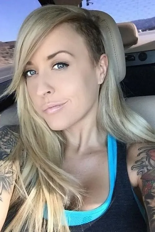 Payton West interpretando a