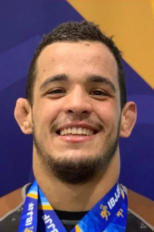 Joseph Mckay ha trabajado con Pedro Marinho en 1 ocasiones