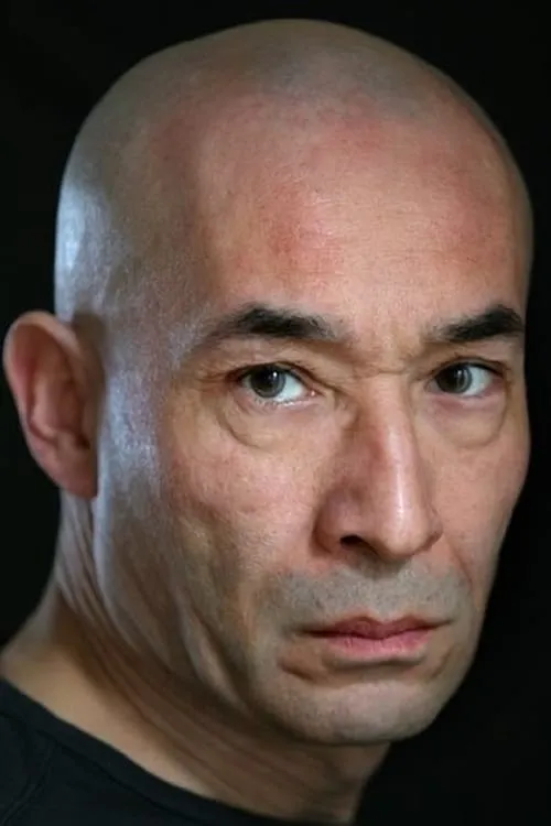 Pedro Salvín interpretando a Sean