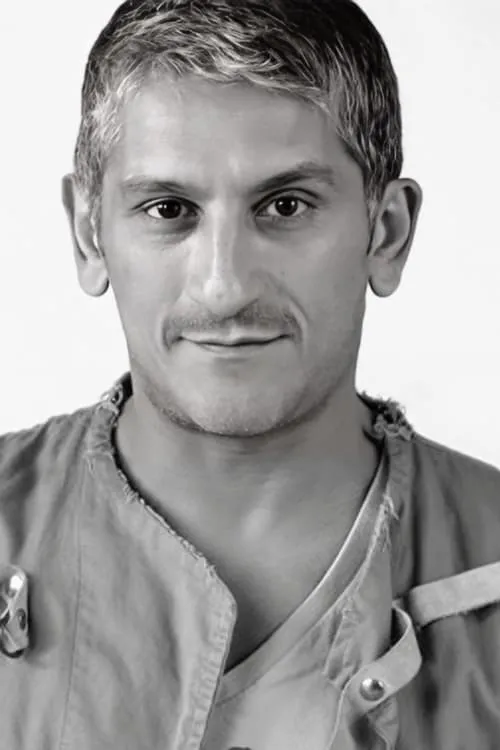 Tom Lupo ha trabajado con Pedro Segni en 1 ocasiones