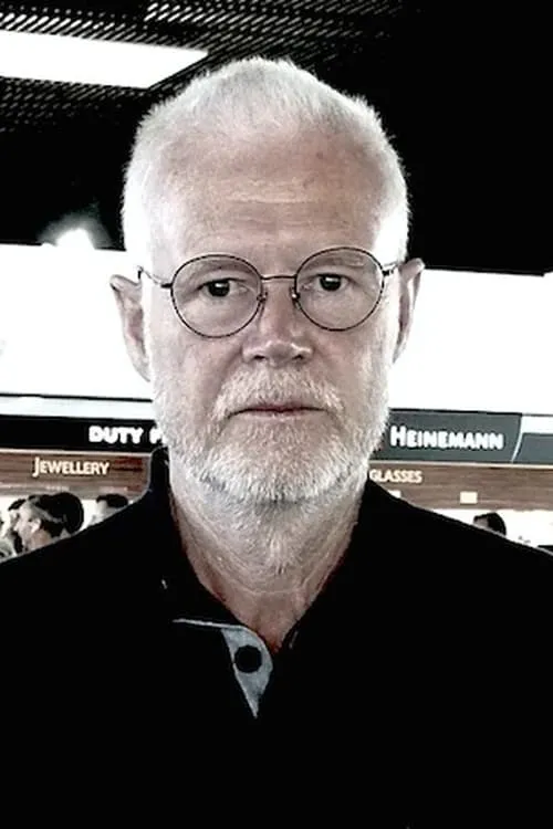 Peeter Simm ha trabajado con Peeter Urbla en 2 ocasiones