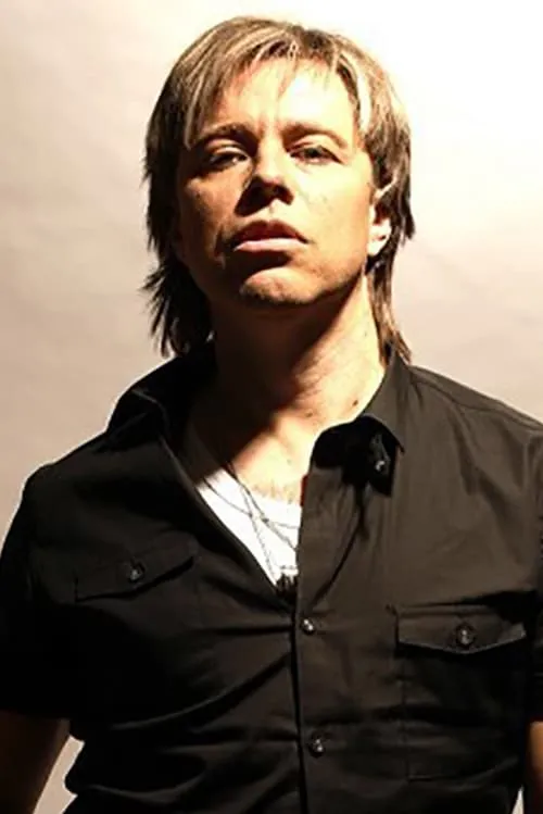 Joey Tempest ha trabajado con Peo Thyrén en 1 ocasiones