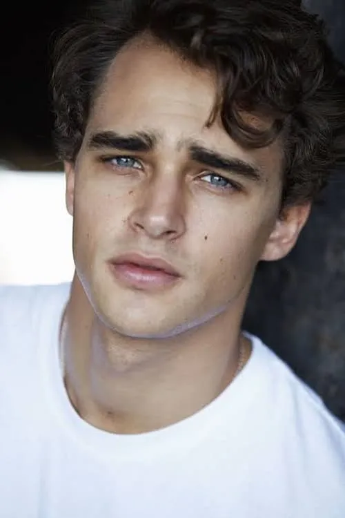 Josha Stradowski ha trabajado con Pepe Barroso en 1 ocasiones