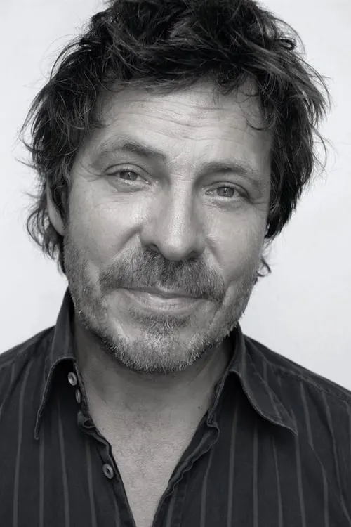 Thierry Lopez ha trabajado con Perkins Lyautey en 1 ocasiones