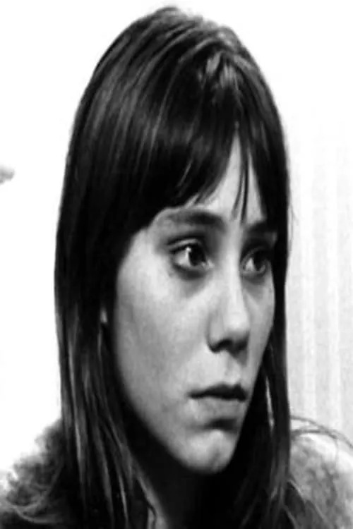 Pernille Kløvedal interpretando a Lone