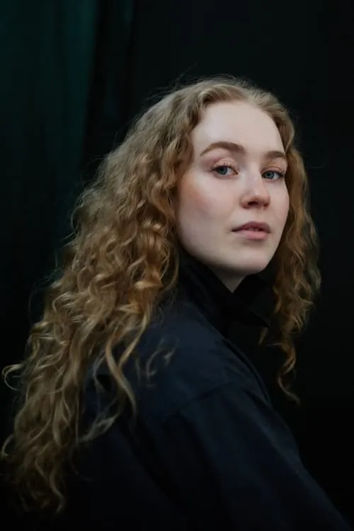 Pernille Sandøy interpretando a Johanna