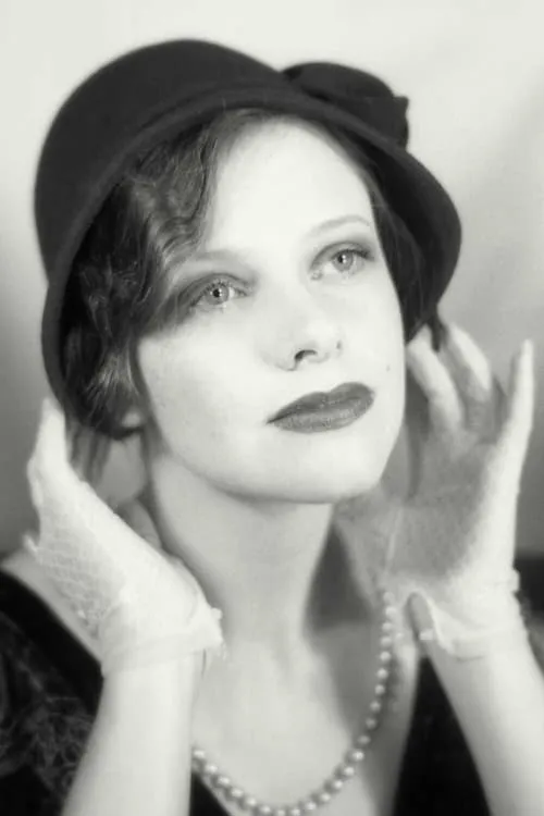 Clémence Blondeau ha trabajado con Perrine Avisse en 1 ocasiones