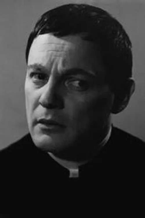 Petar Banićević interpretando a Zlatko Hefer