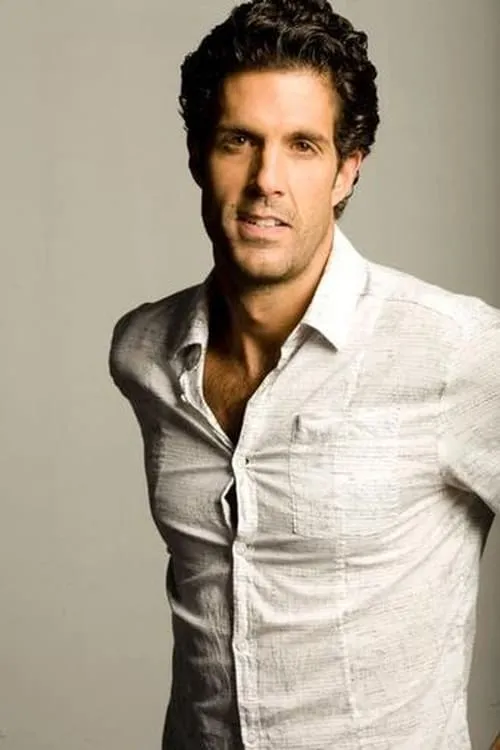 Ricky Delgado ha trabajado con Pete Correale en 1 ocasiones