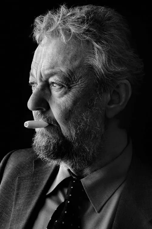 Magnus Uggla ha trabajado con Peter Dahl en 1 ocasiones