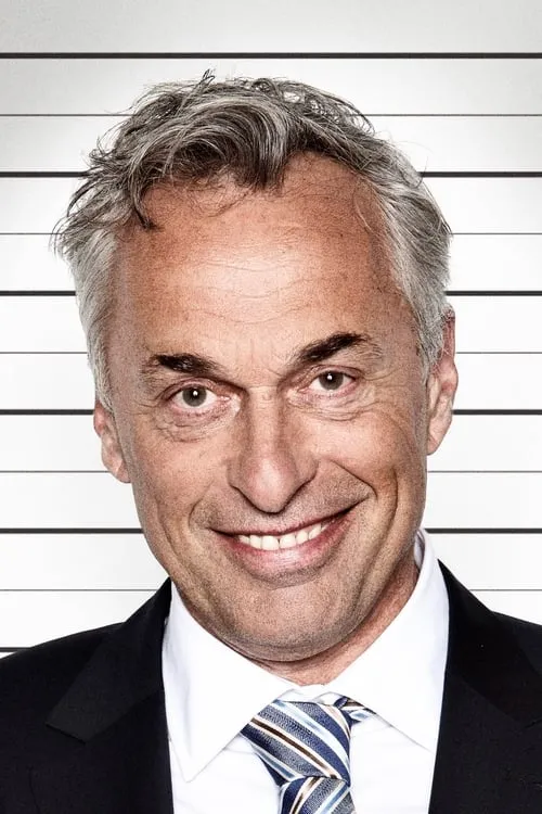 Peter Drost interpretando a Narrator