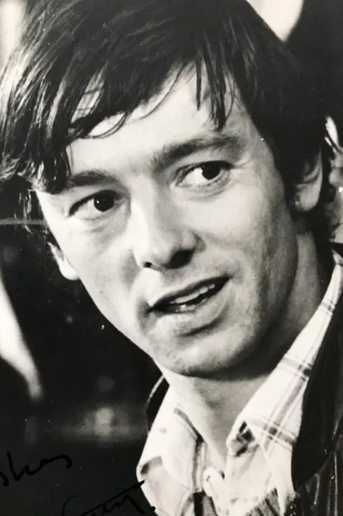 Peter McEnery — personaje: David Collier