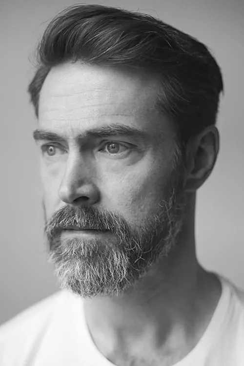 Peter Ormond en su biografía y filmografía