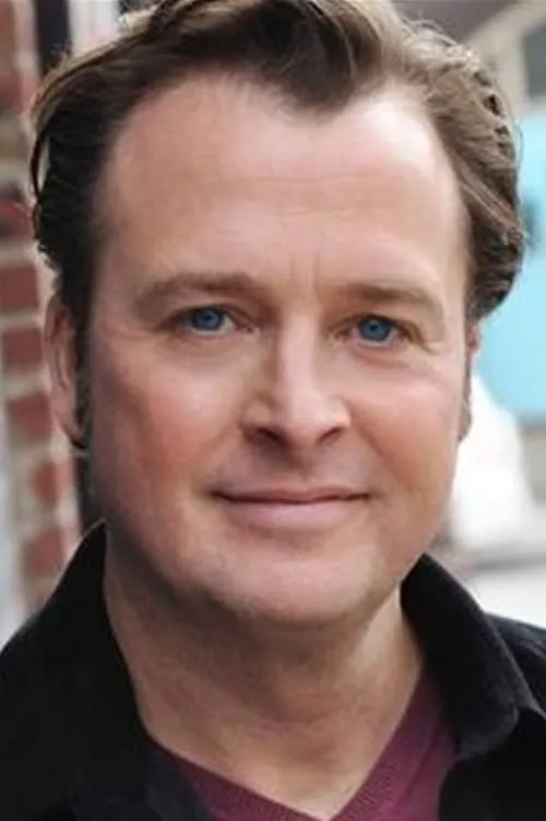 Bryan Renfro ha trabajado con Peter Tufford Kennedy en 2 ocasiones