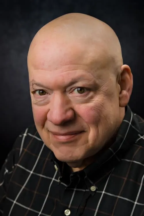 Peter Van Wagner interpretando a Naomi's Dad