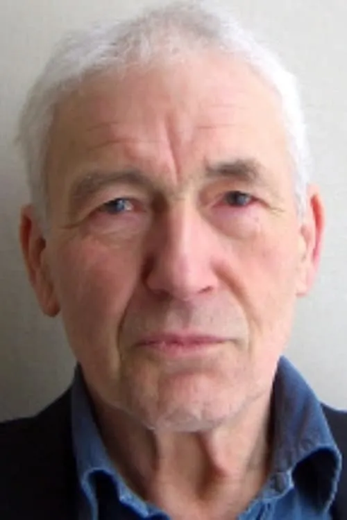 Peter Wyssbrod interpretando a Monsieur Richard