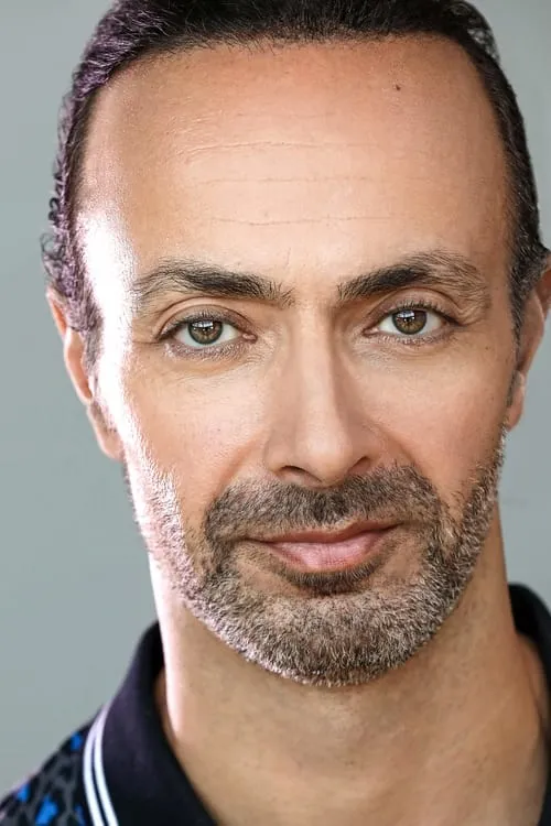 Umit Ulgen ha trabajado con Pezh Maan en 2 ocasiones