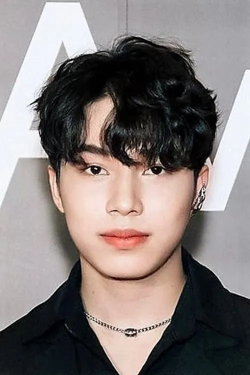 Phạm Thế Bằng — personaje: Khoa