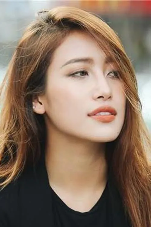 Isaac ha trabajado con Phan Ngân en 1 ocasiones