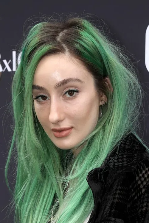 Jaden Hossler ha trabajado con Phem en 1 ocasiones