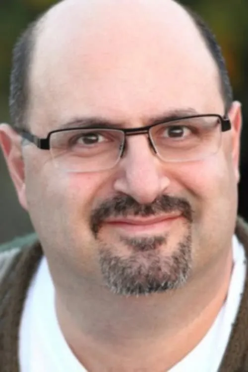 Phil Ridarelli interpretando a Irving Dunn