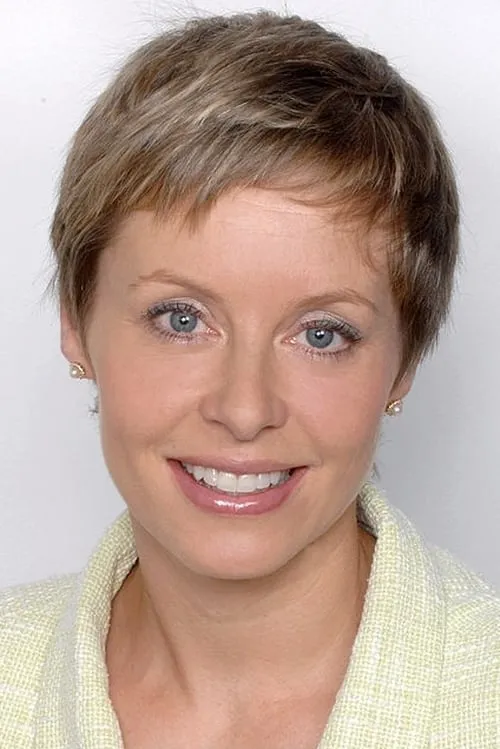 Philippa Thomas interpretando a Self (archive footage)