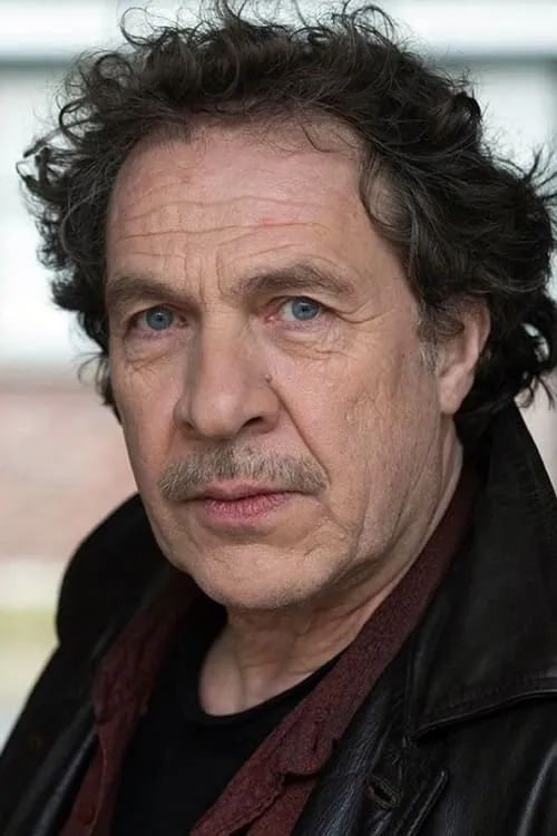 David Talbot ha trabajado con Philippe Briouse en 1 ocasiones