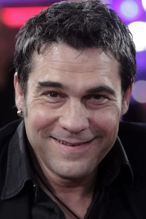 Daniel Hechter ha trabajado con Philippe Guillard en 1 ocasiones