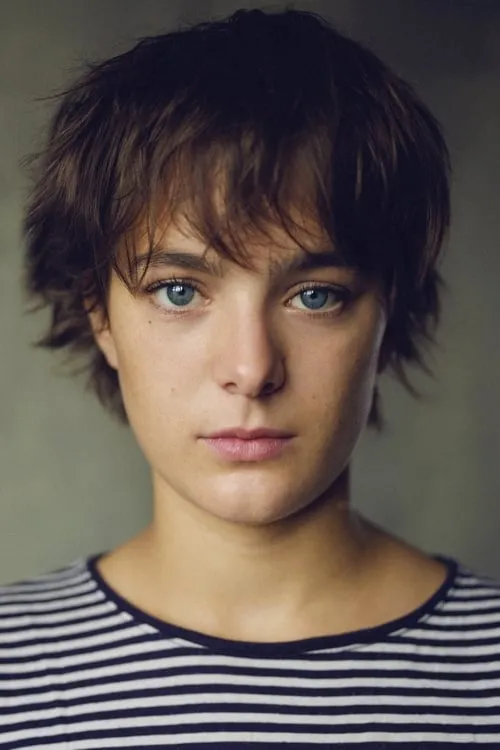 Philippine Velge interpretando a 