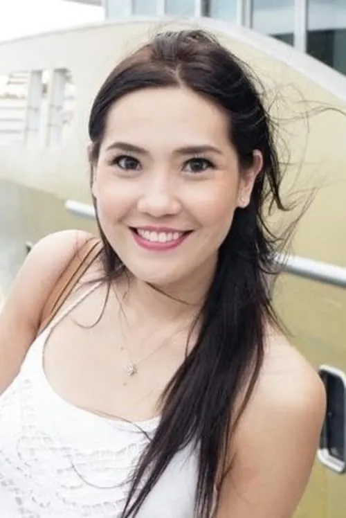 Kris Srepoomseth ha trabajado con Phintusuda Tunphairao en 1 ocasiones